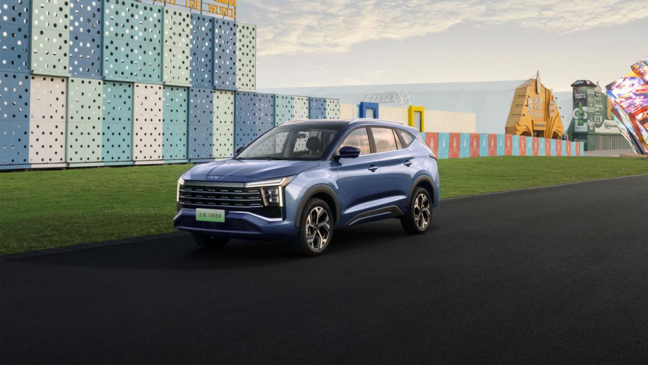 9.98-14.98万元  大七座电混SUV  尊时凯龙X8 E家正式上市1948.png